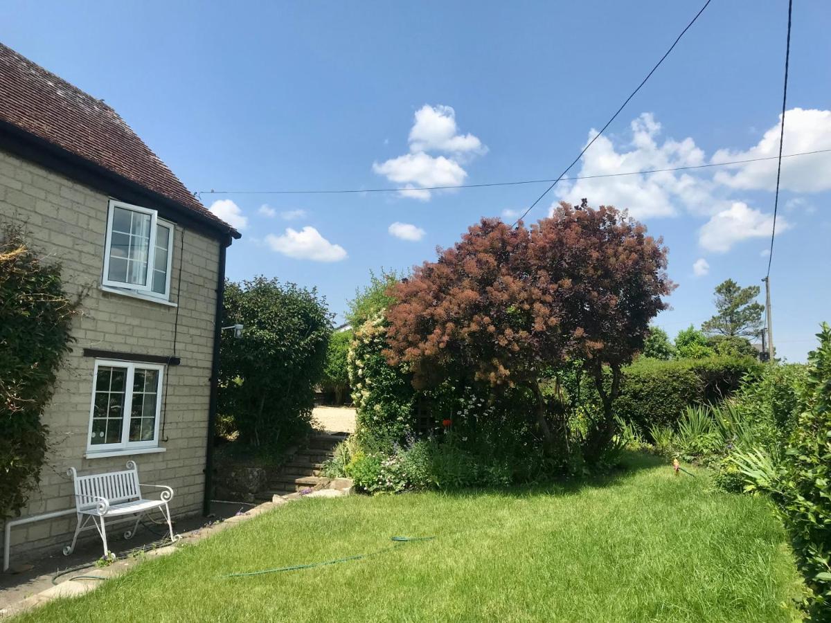 Mere  Charming Modernized Country Cottage Near Mere, Wiltshire מראה חיצוני תמונה